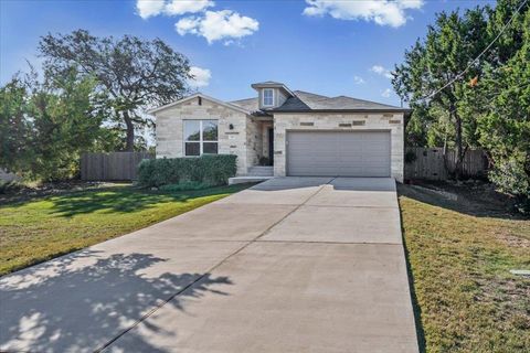 Photo of 7416 Spanish Oak DR, Lago Vista, TX 78645 (MLS # 4351754)
