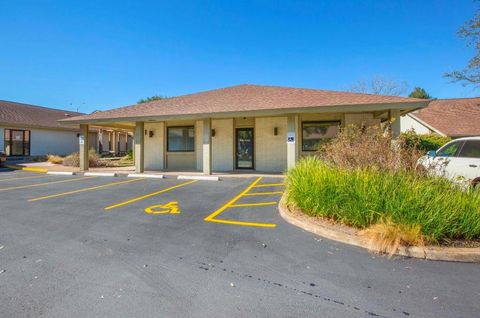 Photo of 1110 W William Cannon DR #Bldg 2, Austin, TX 78745 (MLS # 8768859)