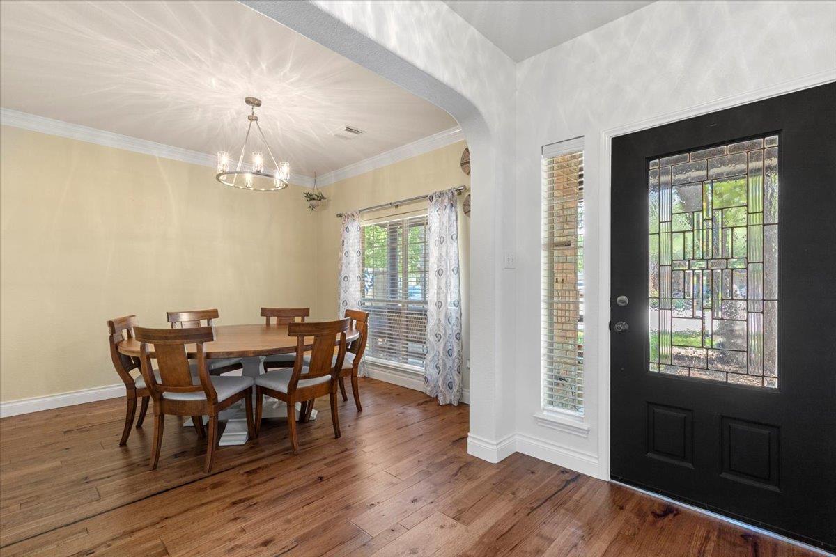 2713 Vaquera CT