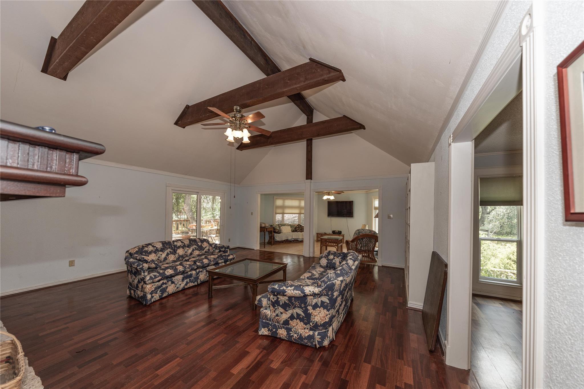 25 Shady Grove LN