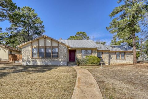 Photo of 102 Lei CT, Bastrop, TX 78602 (MLS # 6092516)