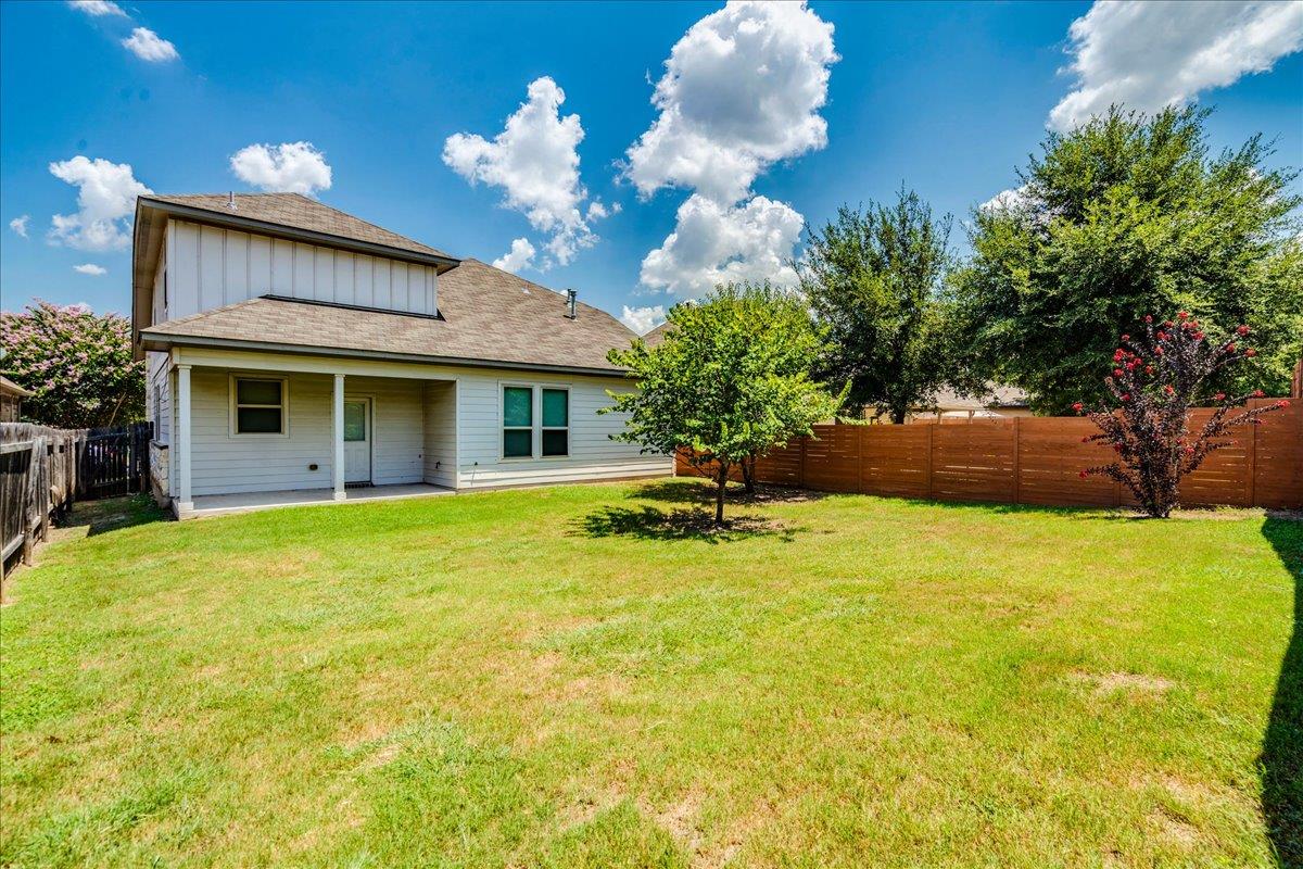 2005 Garretts WAY