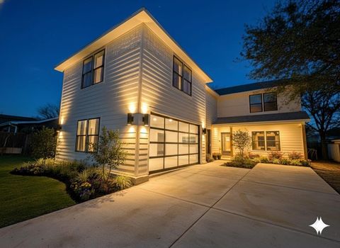 8012 Gault ST Austin TX 78757