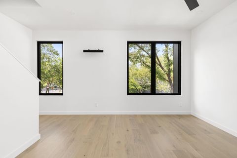 Tiny photo for 501 E 50th St, Austin, TX 78751 (MLS # 1226619)
