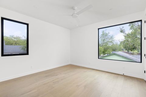 Tiny photo for 501 E 50th St, Austin, TX 78751 (MLS # 1226619)