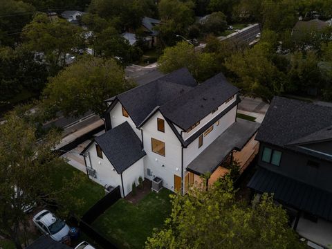 Tiny photo for 501 E 50th St, Austin, TX 78751 (MLS # 1226619)