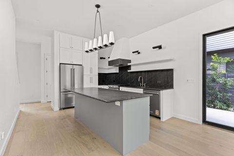 Tiny photo for 501 E 50th St, Austin, TX 78751 (MLS # 1226619)