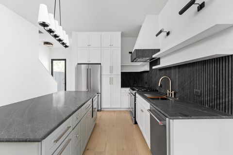 Tiny photo for 501 E 50th St, Austin, TX 78751 (MLS # 1226619)