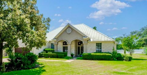 220 Mallet CT Austin TX 78737