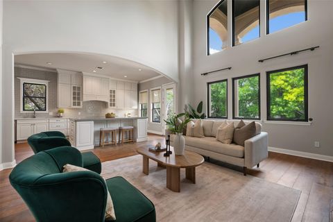 Tiny photo for 27 Autumn Oaks DR, The Hills, TX 78738 (MLS # 9797314)