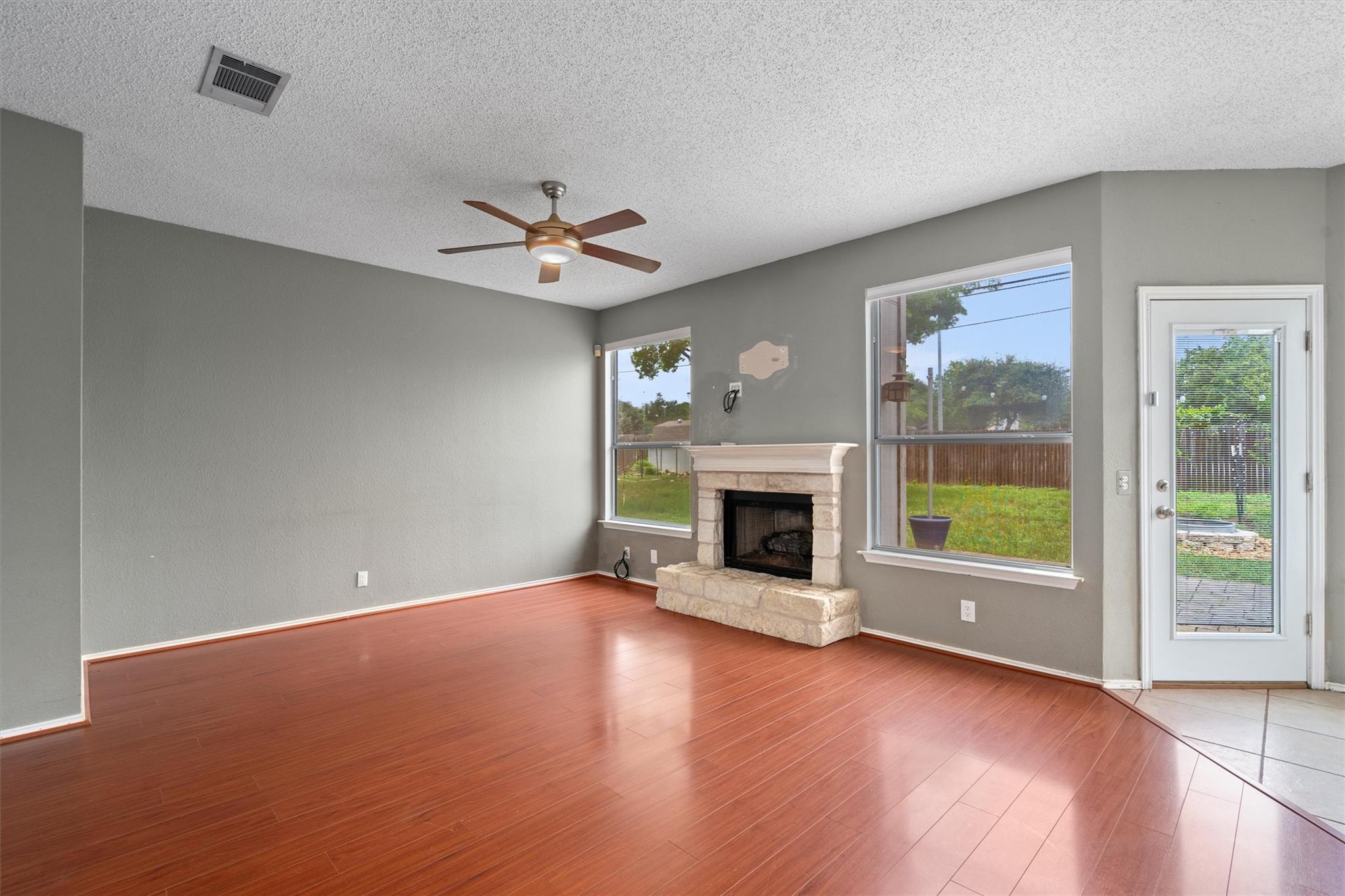 1708 Bengal DR