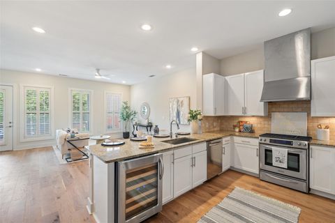 2520 Bluebonnet LN 58 Austin TX 78704