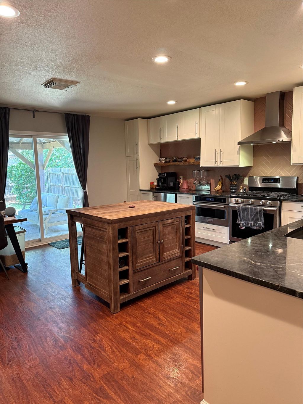 Photo of 2109 Hawksbury WAY, Cedar Park, TX 78613 (MLS # 3156725)
