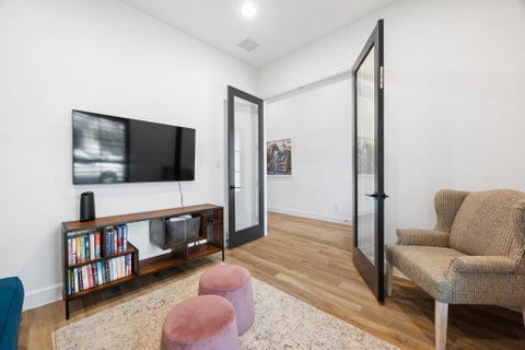 Tiny photo for 6213 Hilltop Plateau DR, Austin, TX 78738 (MLS # 3997737)