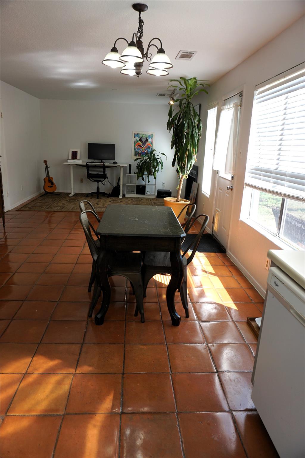 1904 Birds Nest CT