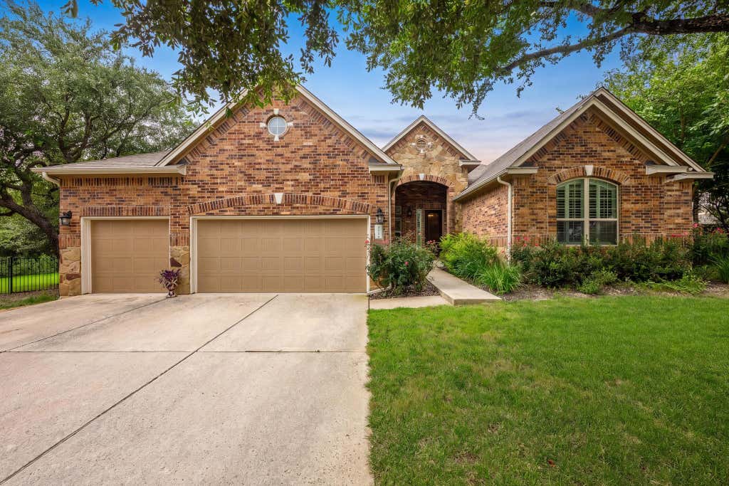 Photo of 5025 Pyrenees PASS, Bee Cave, TX 78738 (MLS # 5908379)