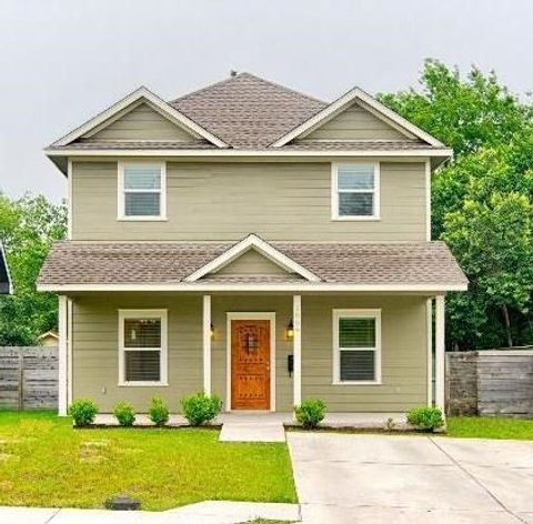 Photo of 1809 Walnut Ave, Austin, TX 78702 (MLS # 4605849)