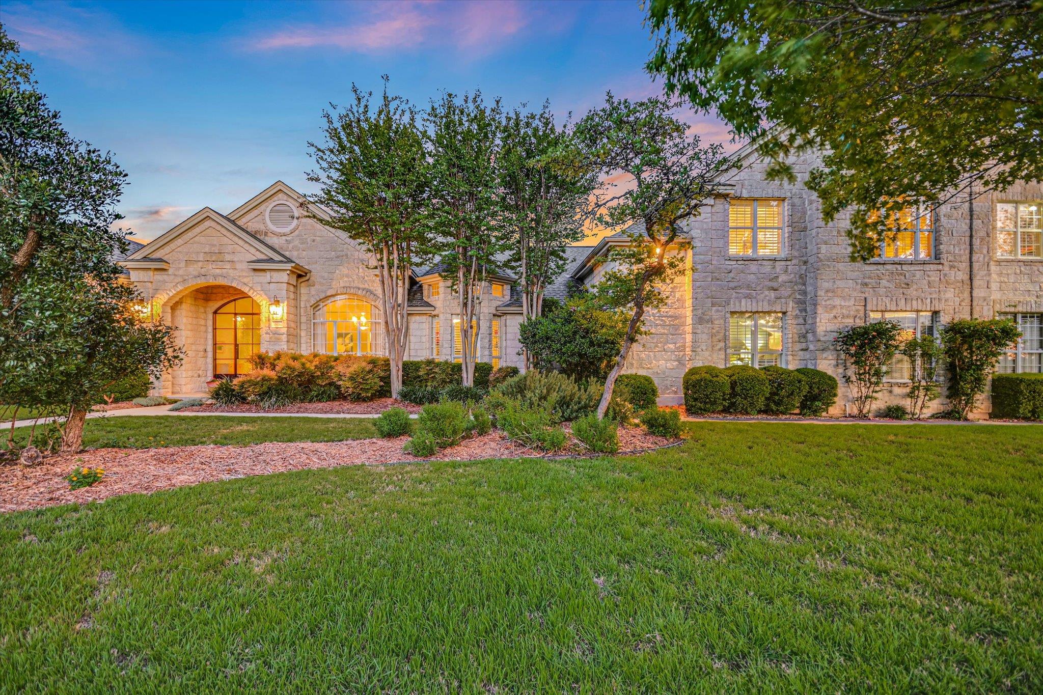 505 Newhall CV