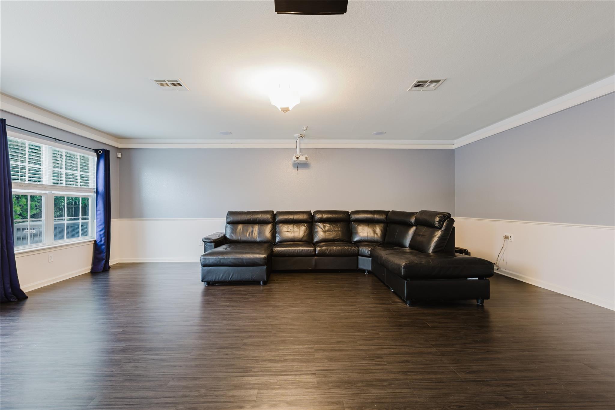 4403 Cisco Valley DR
