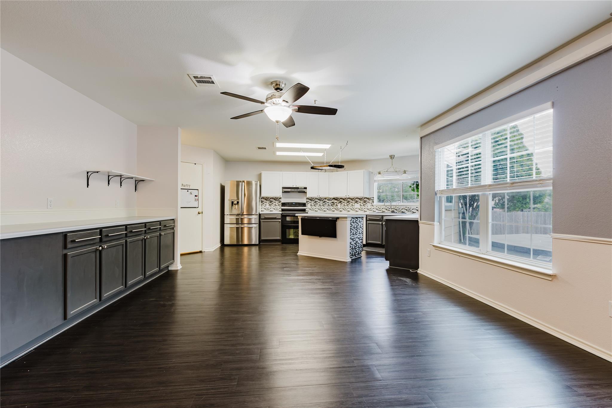 4403 Cisco Valley DR
