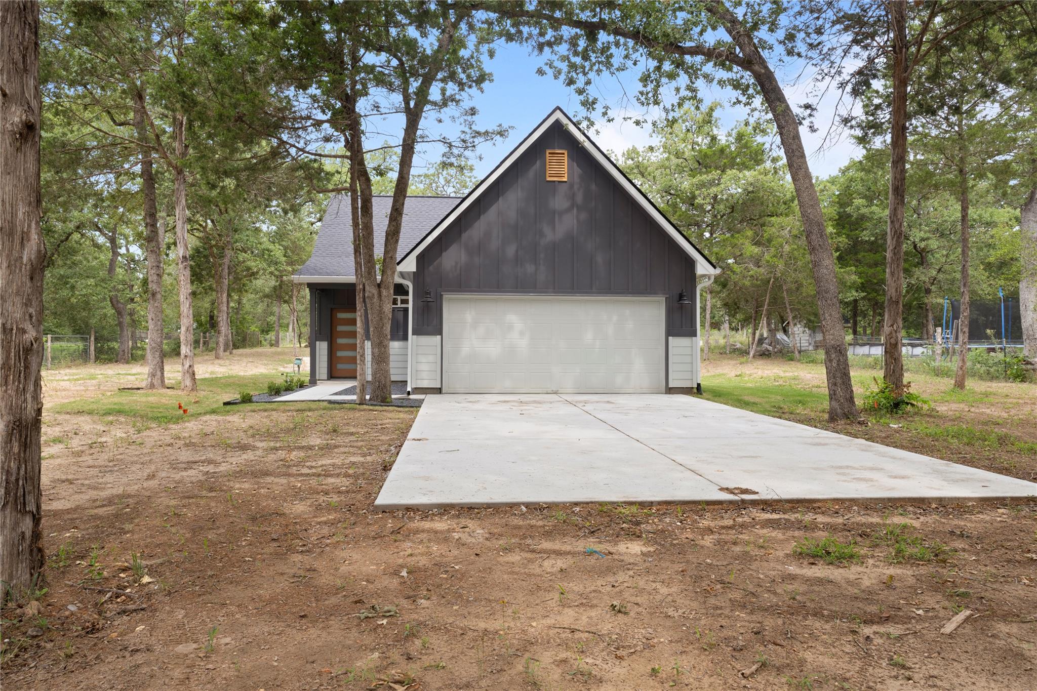 240 Shadow Oak DR