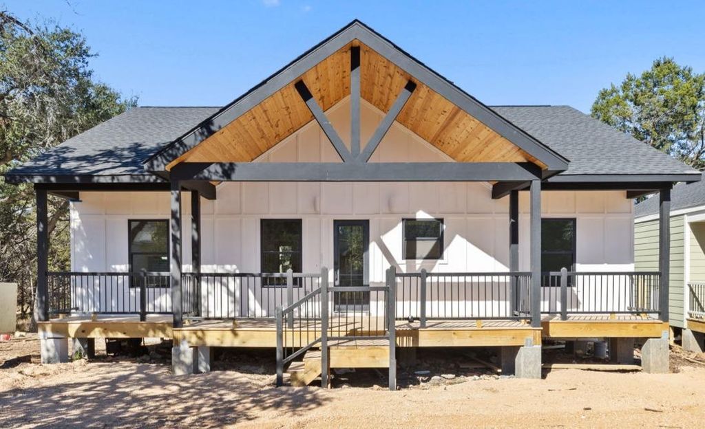 Photo of 28 Wood Glen DR, Wimberley, TX 78676 (MLS # 3507256)