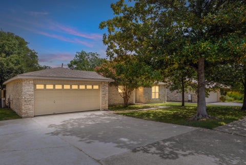 Tiny photo for 6006 Morning Dew DR, Austin, TX 78749 (MLS # 3452065)