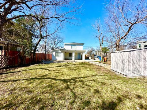 Photo of 3024 E 12th ST, Austin, TX 78702 (MLS # 4749582)