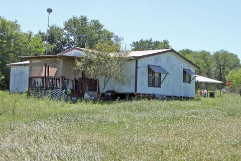 A home in Lockhart