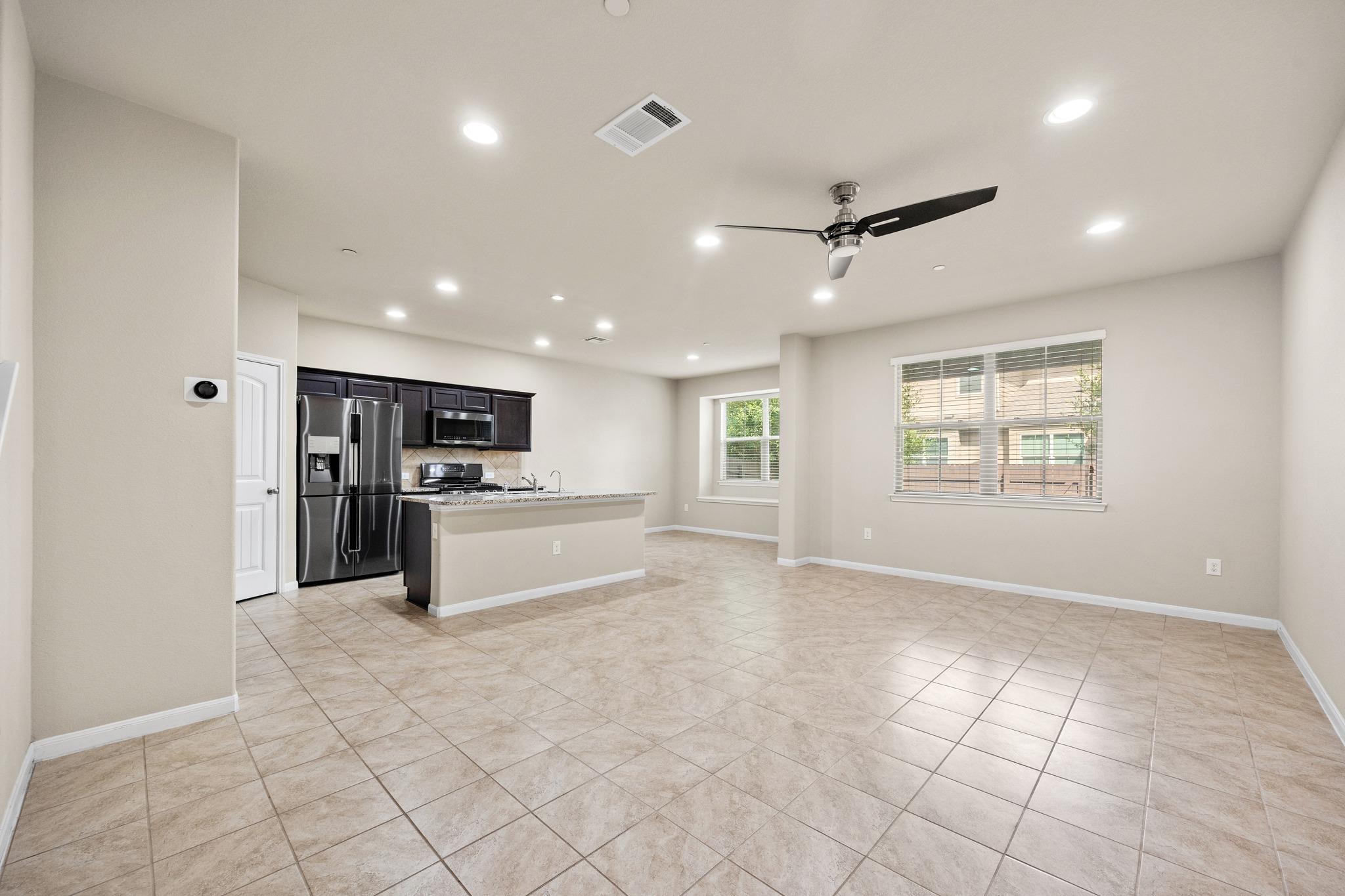 2880 Donnell DR 1802