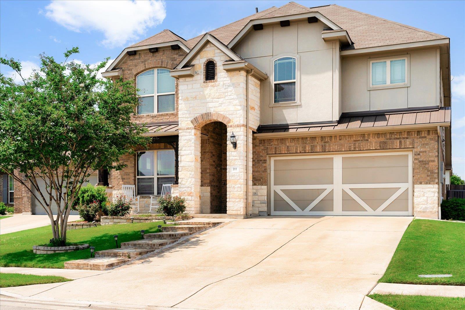 211 Joseph DR