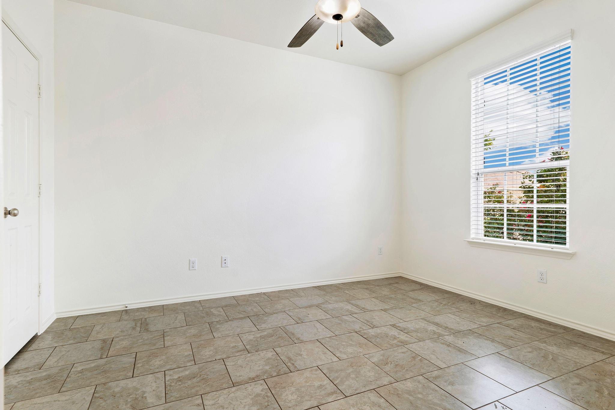 139 Palm DR