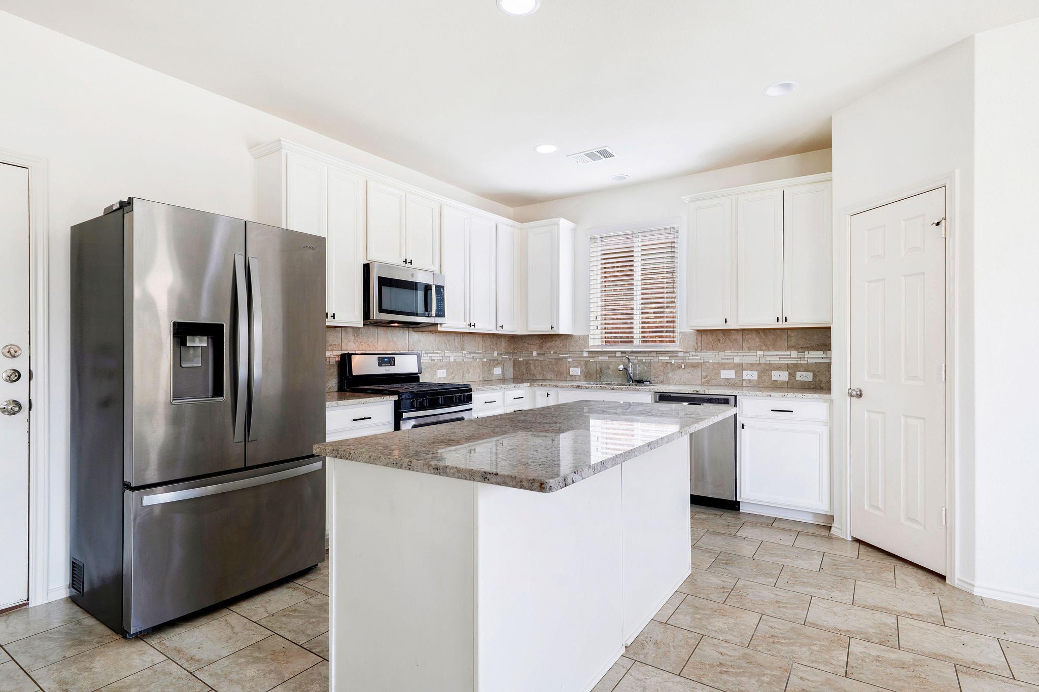 139 Palm DR