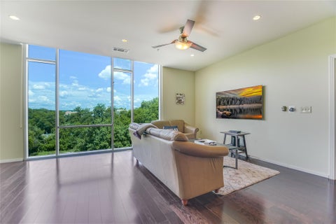 Photo of 1600 Barton Springs RD #3504, Austin, TX 78704 (MLS # 1324336)