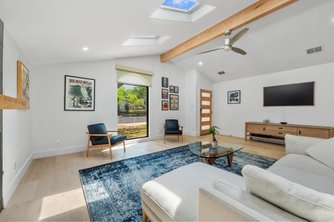 Tiny photo for 7504 Whispering Oaks DR, Austin, TX 78745 (MLS # 9371918)
