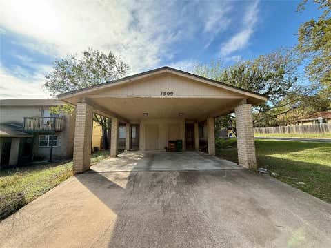 Photo of 1509 Cinnamon PATH #A, Austin, TX 78704 (MLS # 1474127)