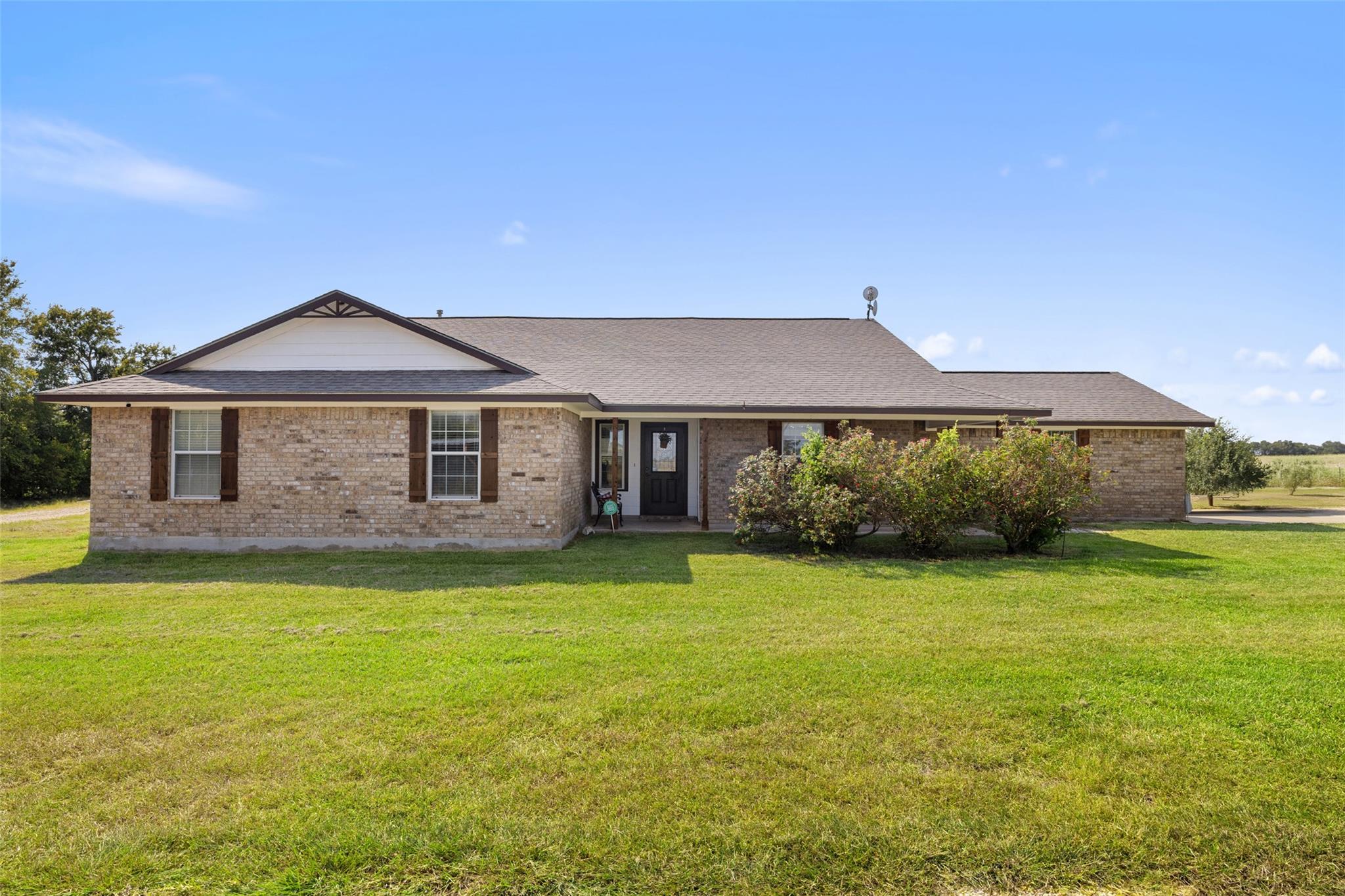 2299 N FM 486