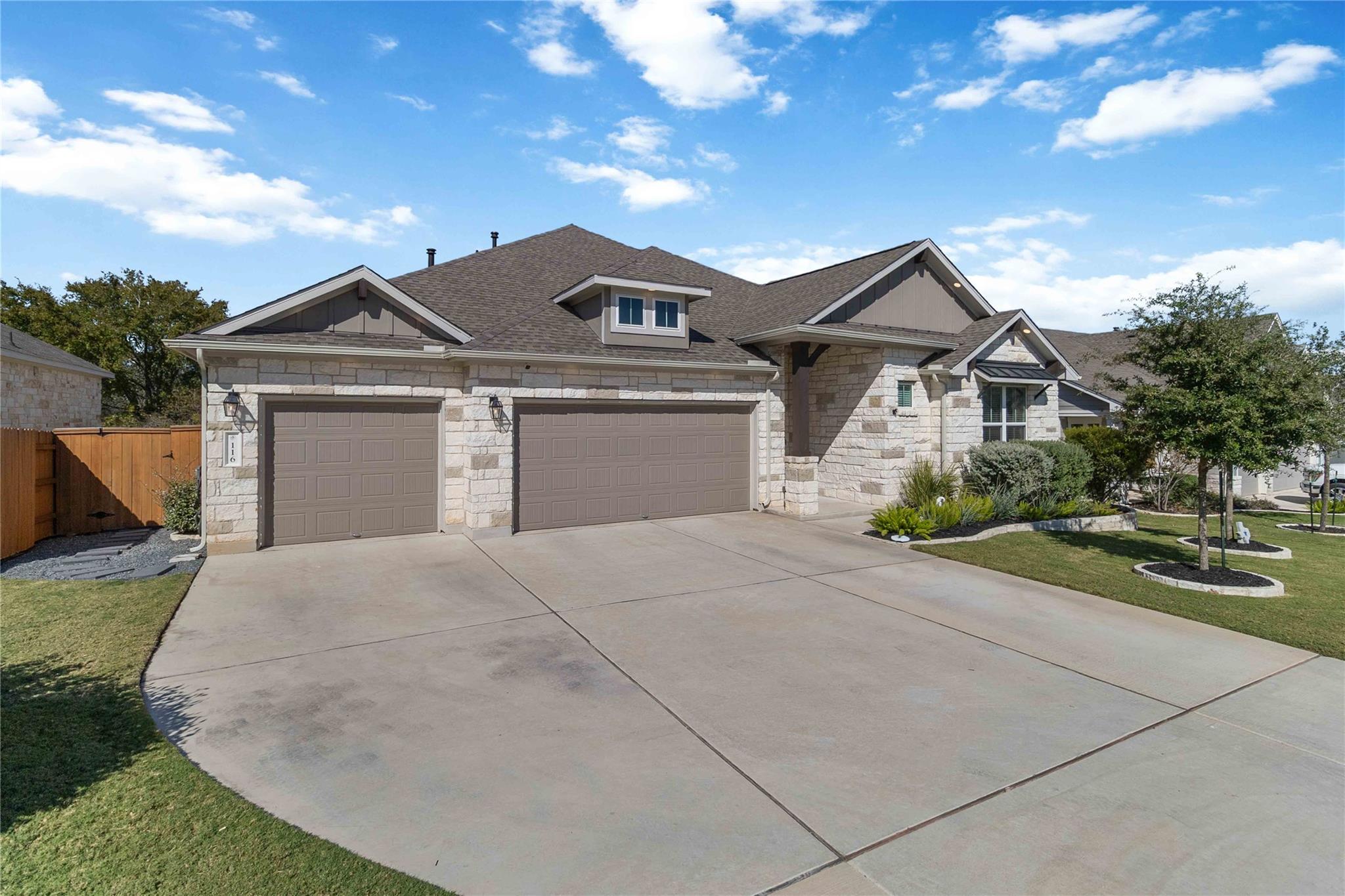 116 Charles Zanco DR