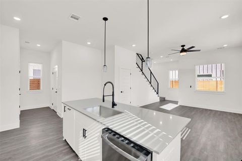 Tiny photo for 1106 Begonia TER #1, Austin, TX 78741 (MLS # 6484850)