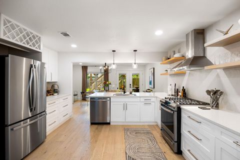 Tiny photo for 2701 Friar Tuck LN, Austin, TX 78704 (MLS # 7475473)