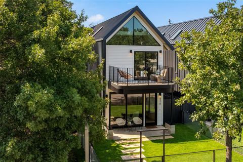 Photo of 5210 Evans Ave, Austin, TX 78751 (MLS # 3782345)