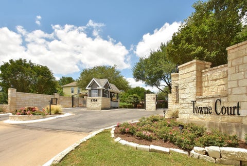 Tiny photo for 6704 Menchaca RD #31, Austin, TX 78745 (MLS # 1320688)