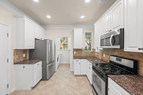 Tiny photo for 6704 Menchaca RD #31, Austin, TX 78745 (MLS # 1320688)