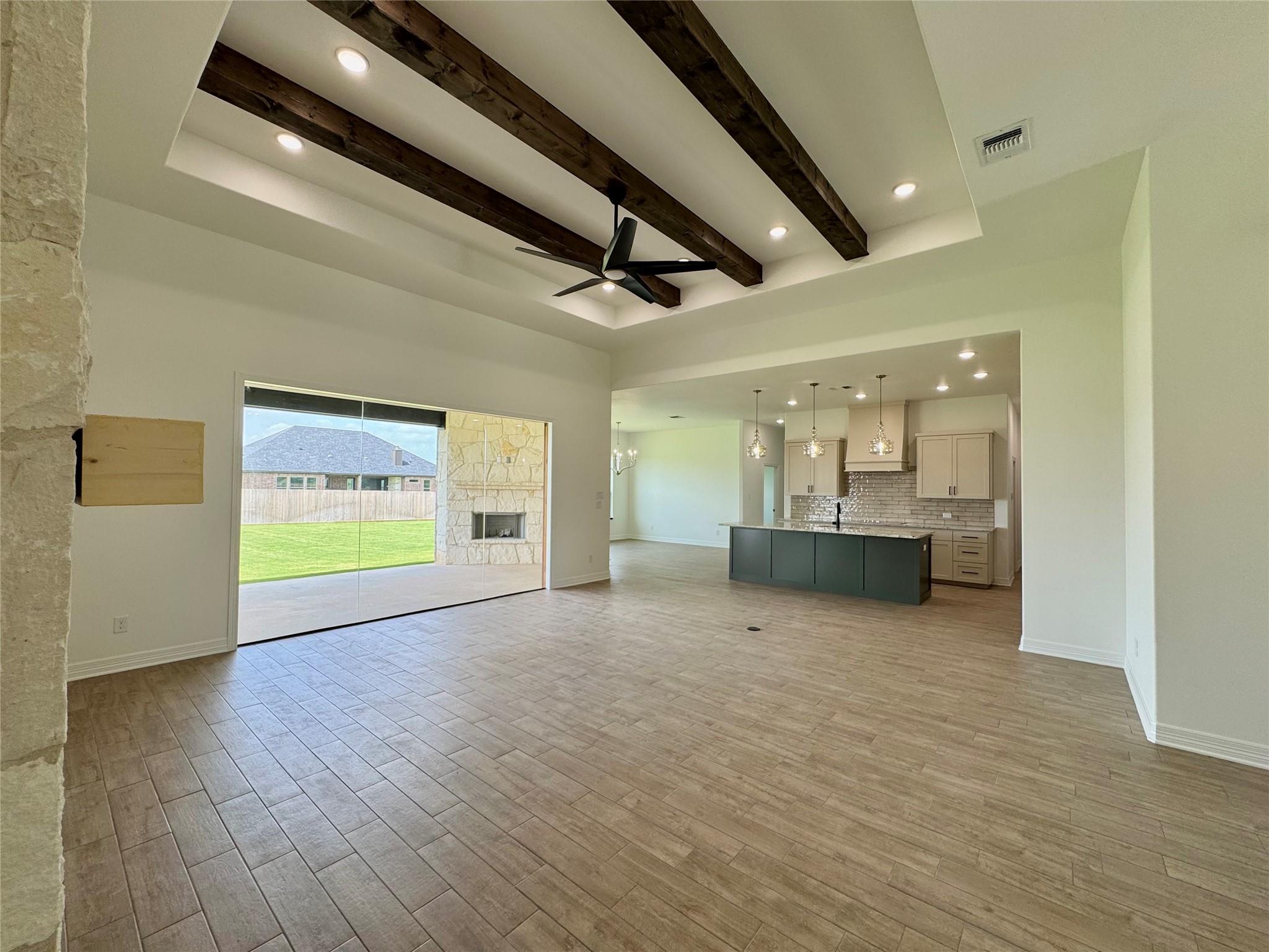 410 Hamer DR