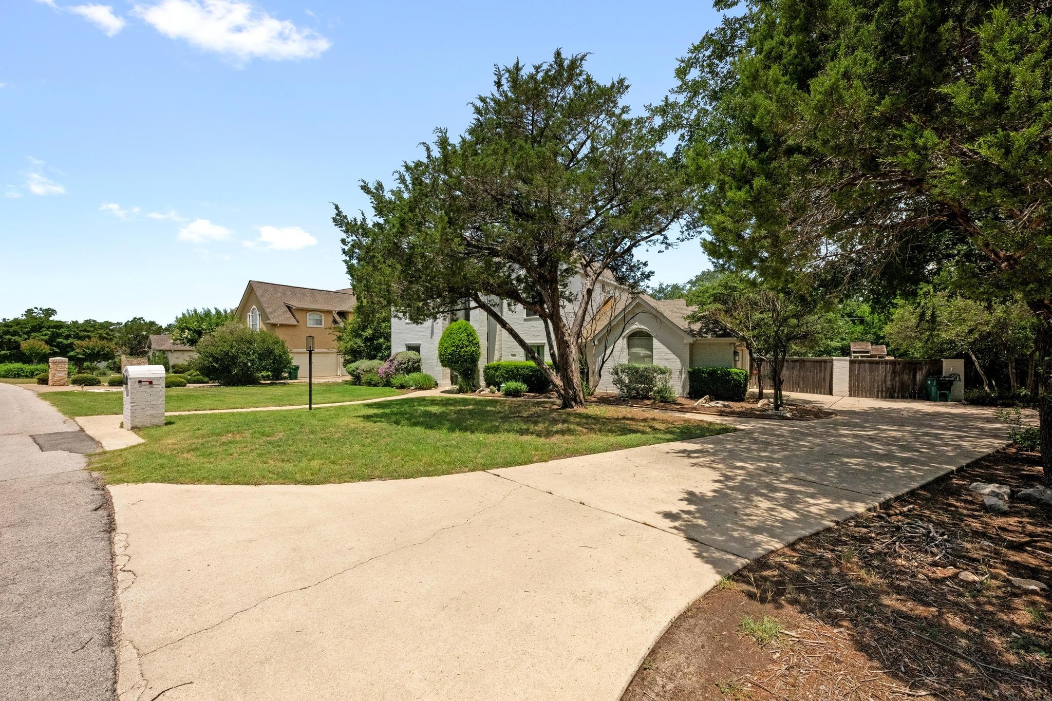 707 Malabar ST