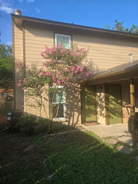 Photo of 822 Sahara Ave #A, Austin, TX 78745 (MLS # 3829131)