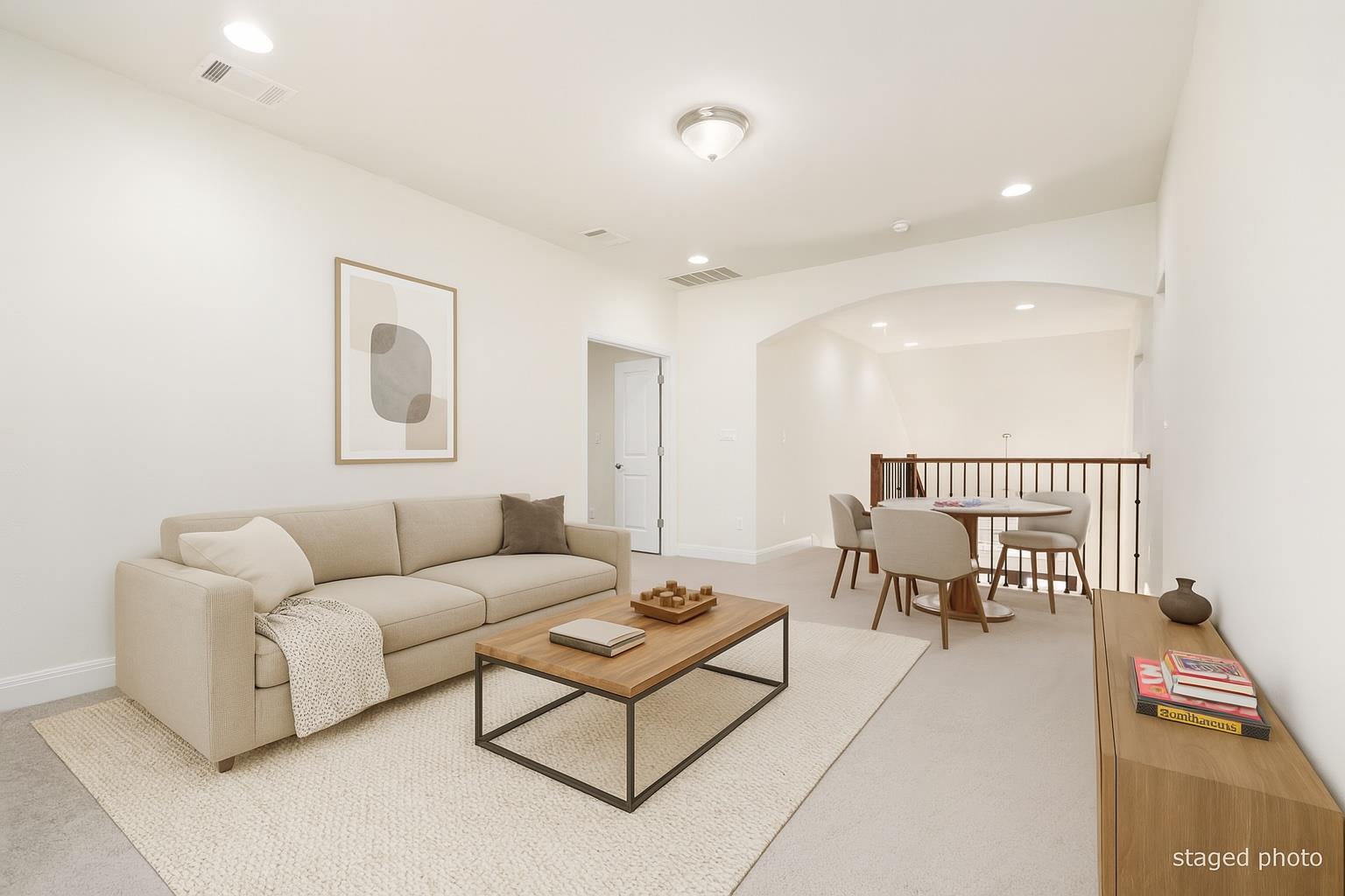 2304 Arroyo Grande