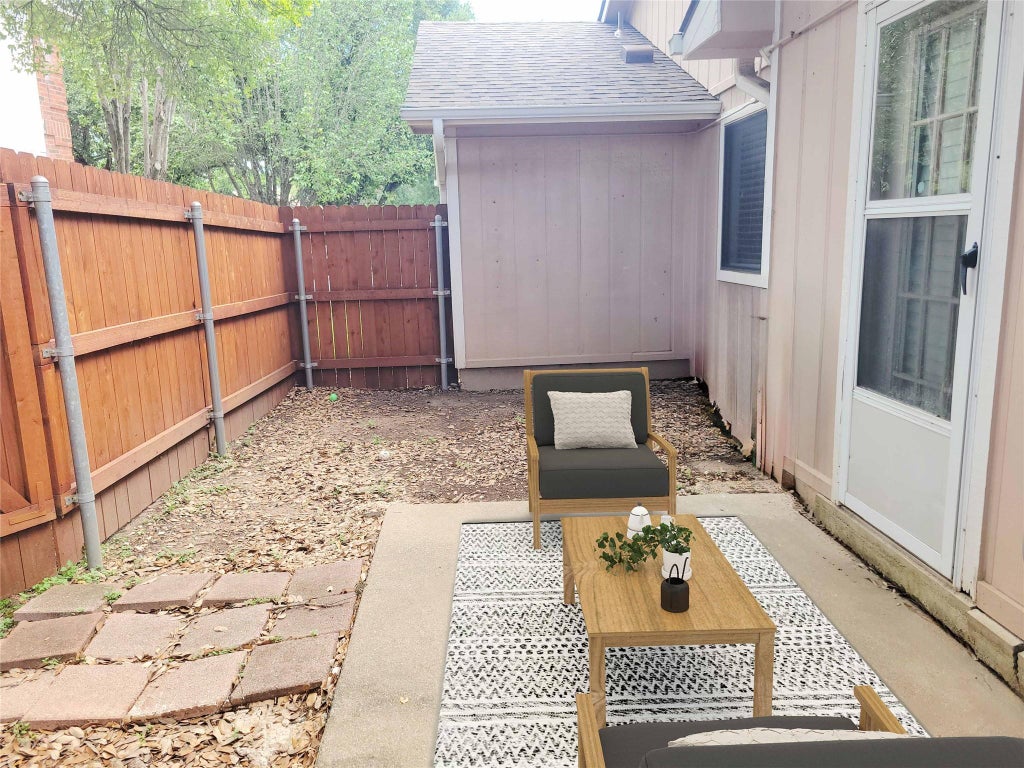 Photo of 12301 Furrow CV #B, Austin, TX 78753 (MLS # 7517754)
