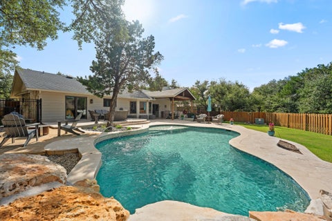 Tiny photo for 112 Los Altos DR, Lakeway, TX 78734 (MLS # 6015493)