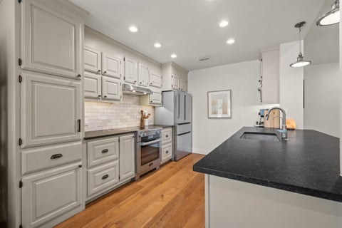 Tiny photo for 112 Los Altos DR, Lakeway, TX 78734 (MLS # 6015493)